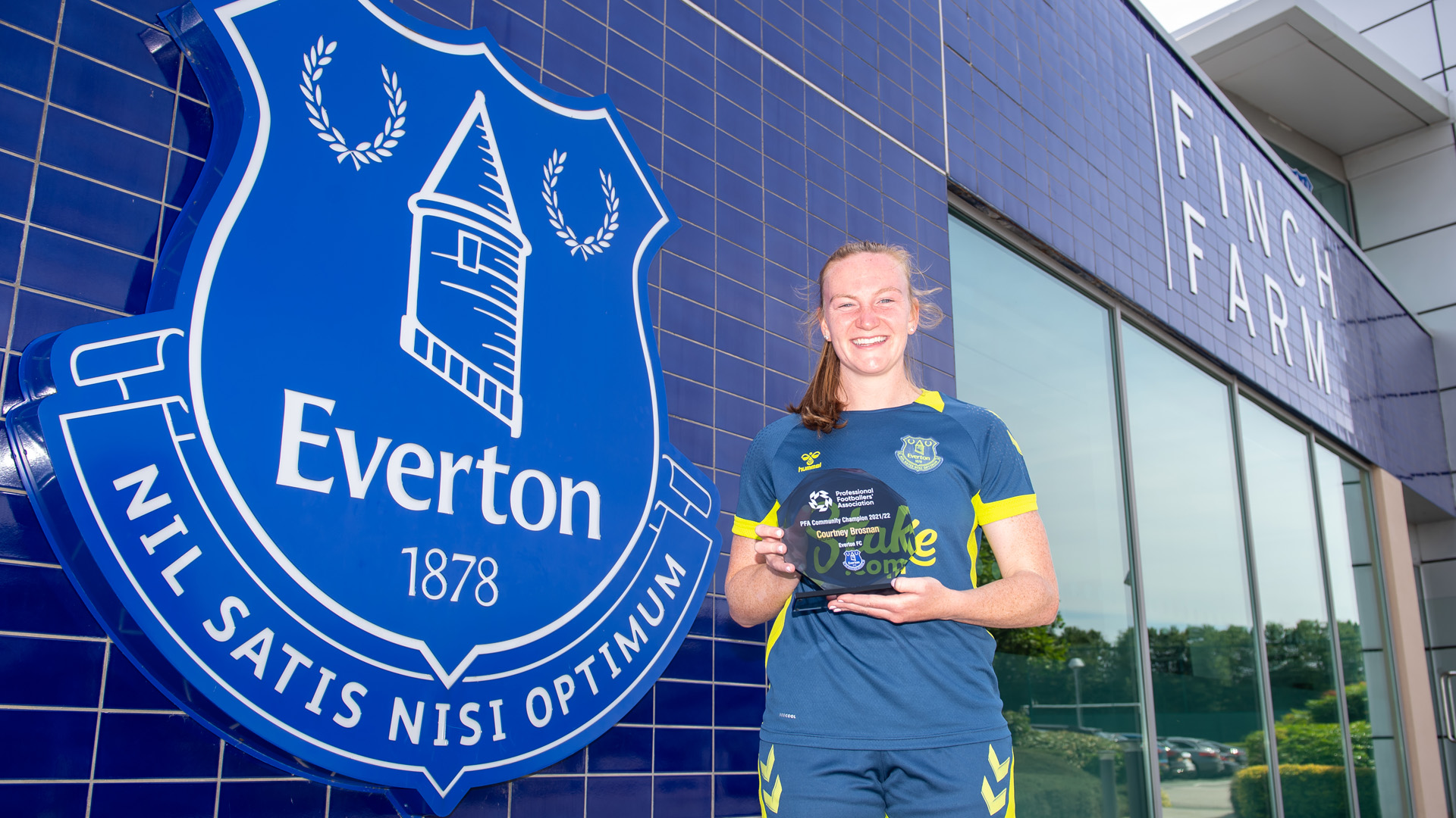 Brosnan Named Everton Women PFA Community Champion