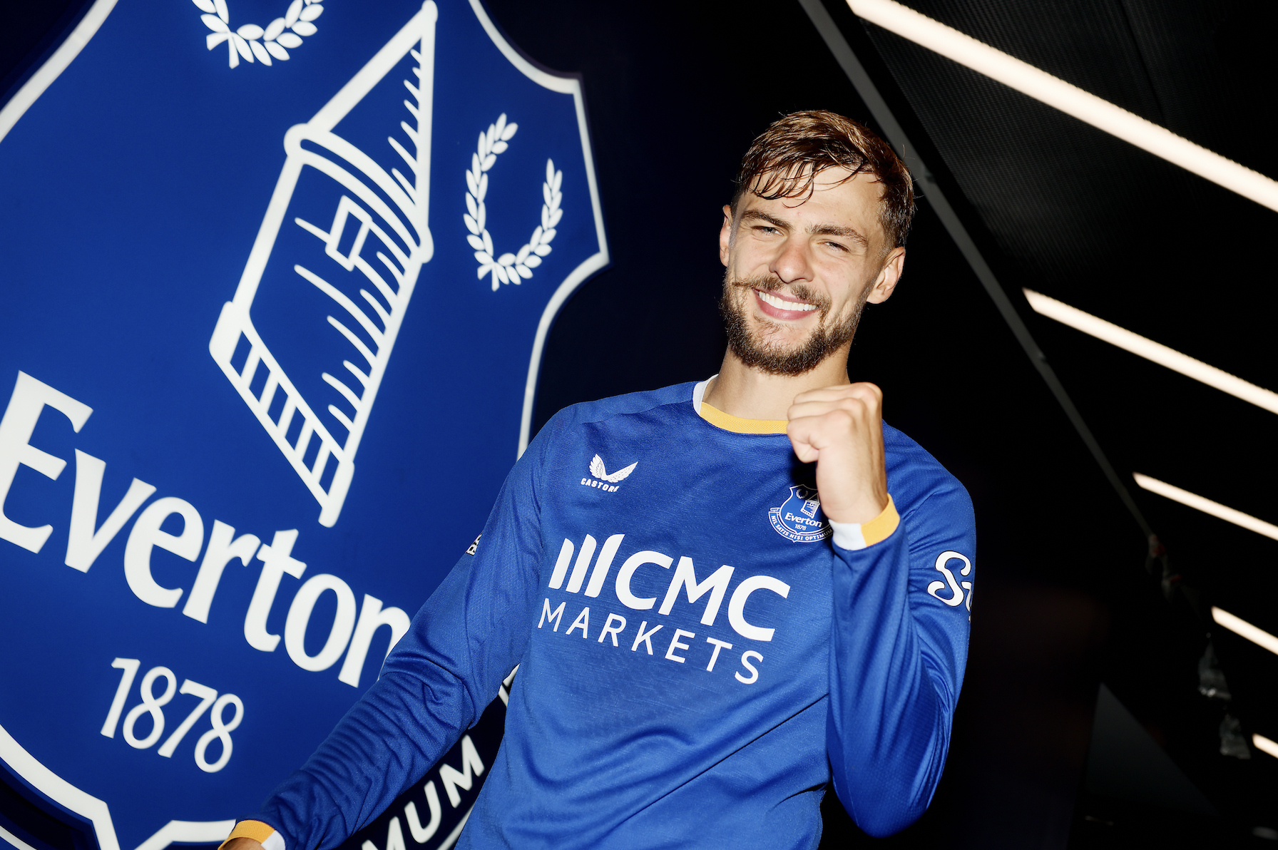 Donate To Everton In The Community And Win A Signed Kiernan Dewsbury-Hall Shirt 